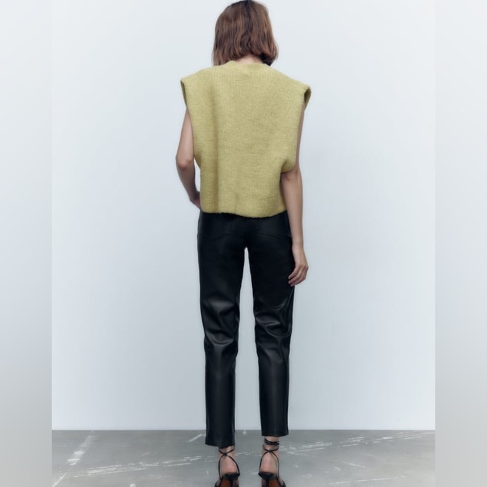 Zara Faux Leather High Ruse Mom Fit Pants - Picture 4 of 11